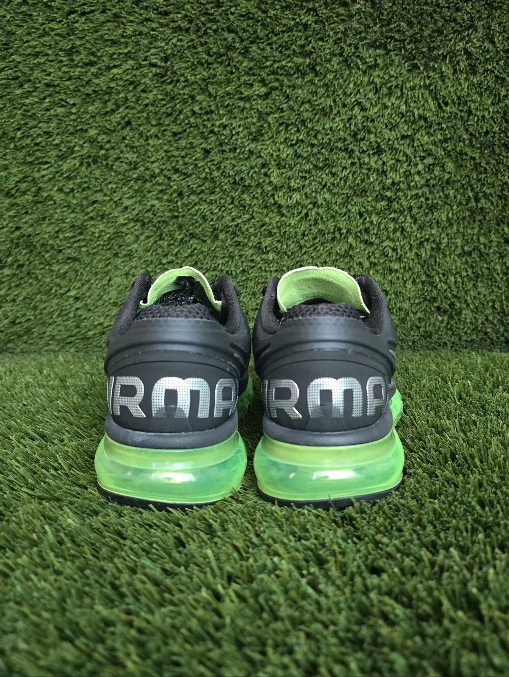 NIKE Air Max Sneakers